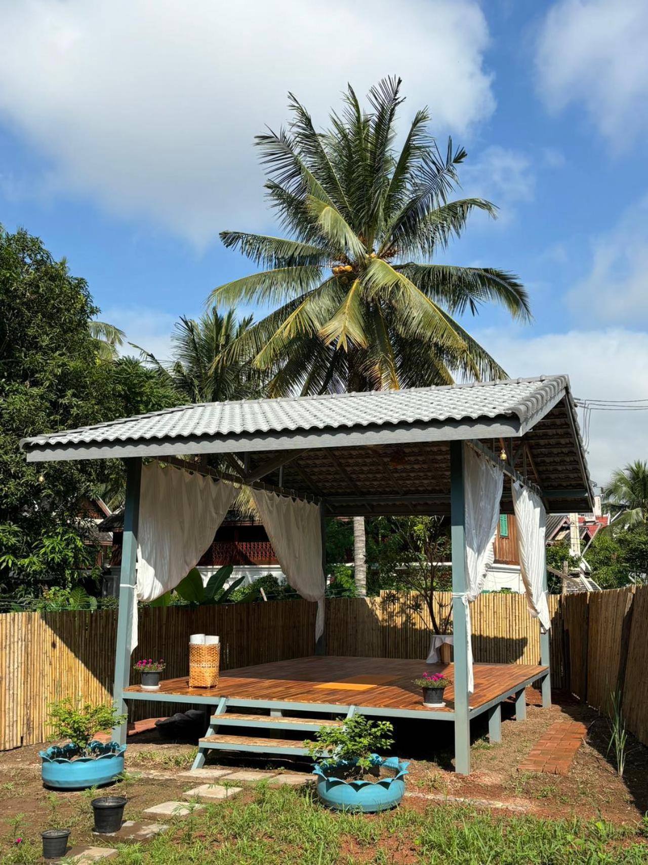 Moukdavan Guesthouse Luang Prabang Exteriör bild